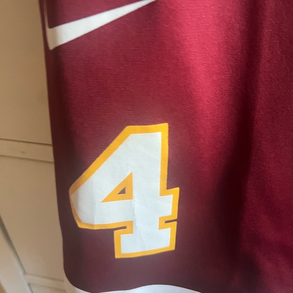 Taylor Heinicke Commanders Jersey - Picture 4 of 5